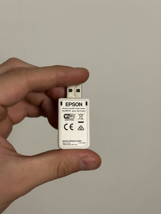 беспроводной LAN-адаптер Epson ELPAP10