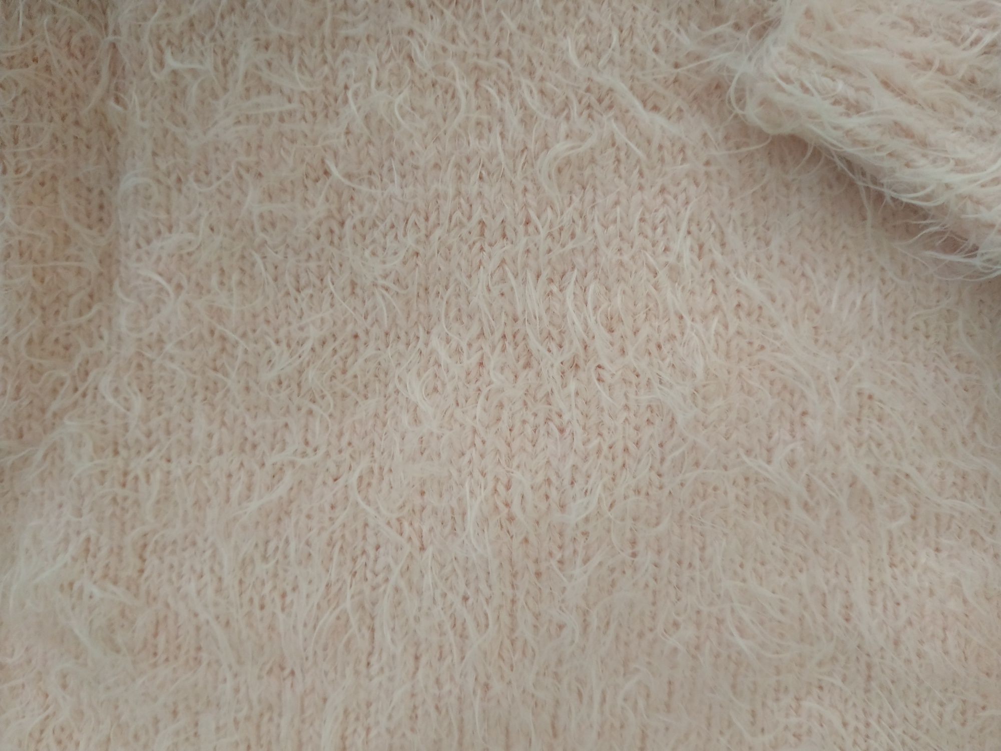 Camisola quente com unicórnio e pompom