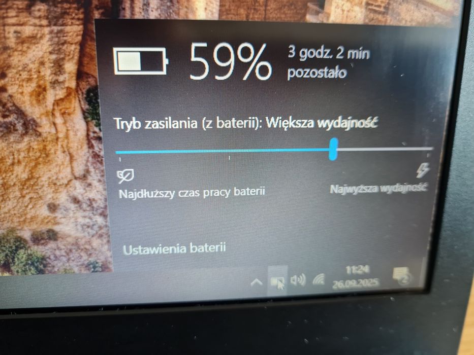 Lenovo V130-15IKB 81HN i3 7020U 2,3Ghz Win10Pro