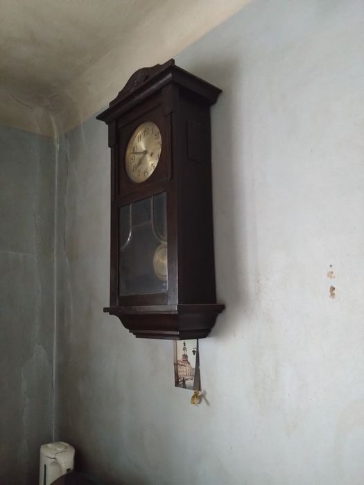 Stary zegar ścienny