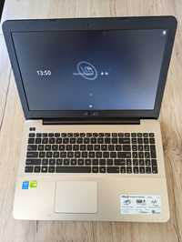 Laptop Asus r556