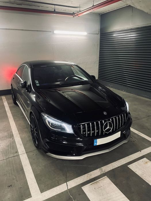Mercedes-Benz CLA 45 AMG 4-Matic