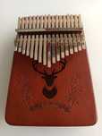 Kalimba instrumento com acessórios
