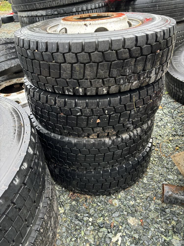 Kola felgi opony man mercedes atego 225/75/17,5 bridgestone m729