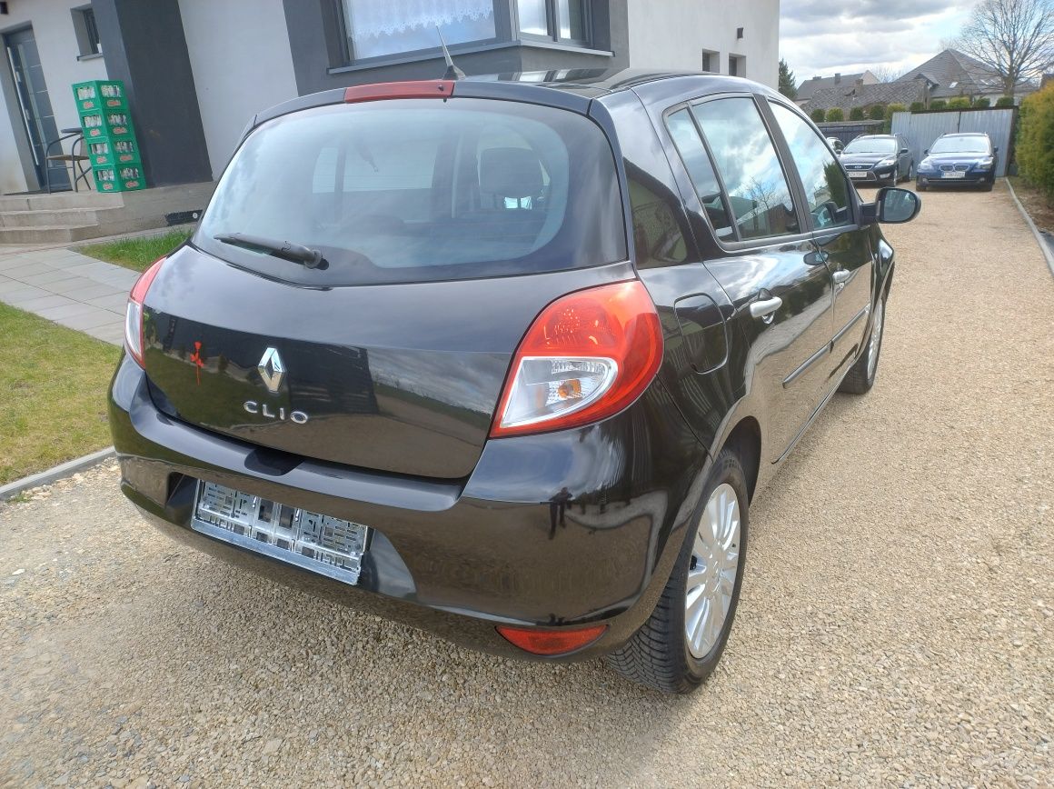 Renault Clio LIFT 2009 1.2 16V 75 KM KLIMA 5 drzwi 147 tyś KM.Serwis