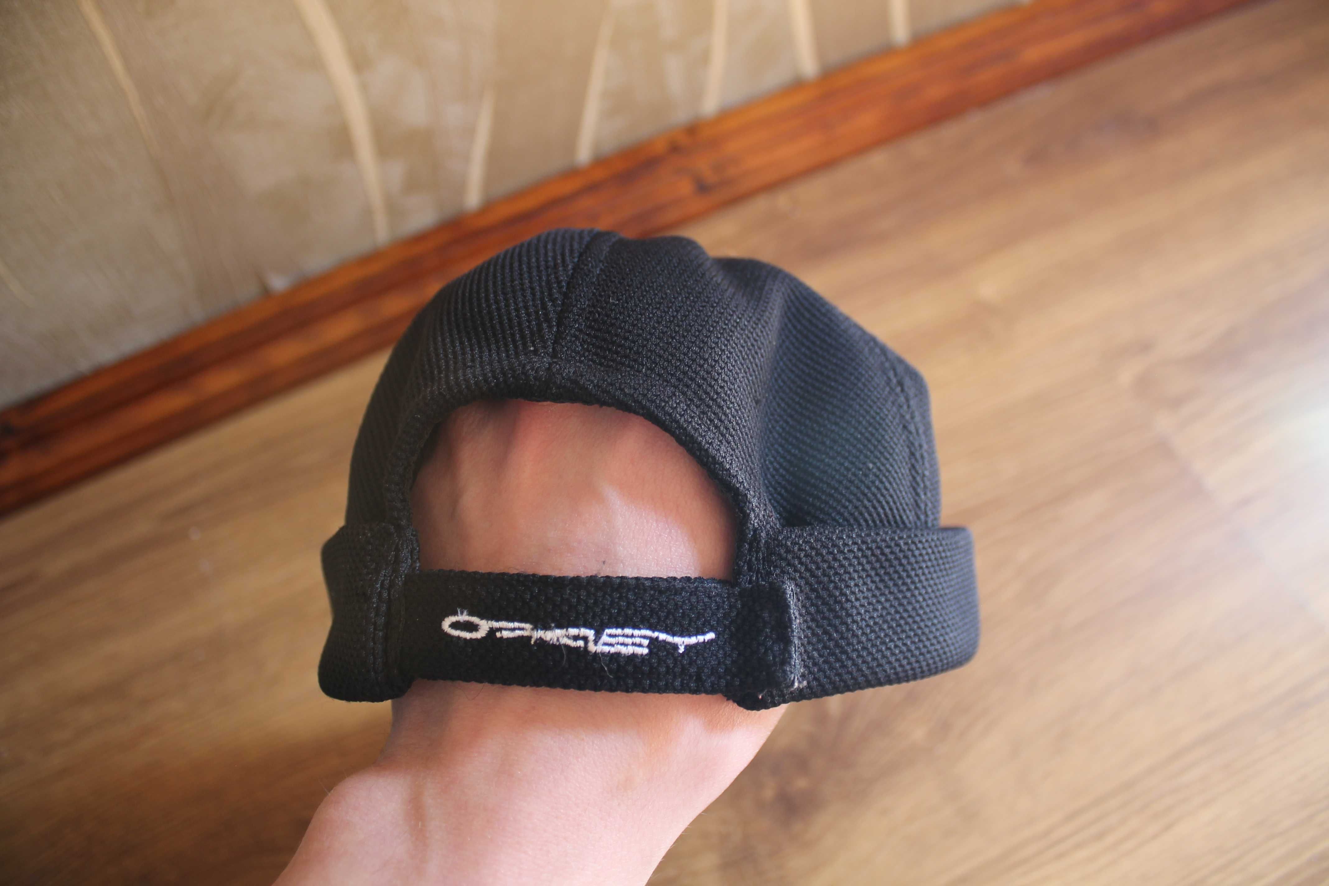 не детская взрослая унисекс кепка oakley flexfit docker cap обьем 58