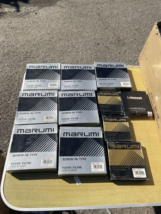 Комплекты фотопринадлежностей и аксессуаров.