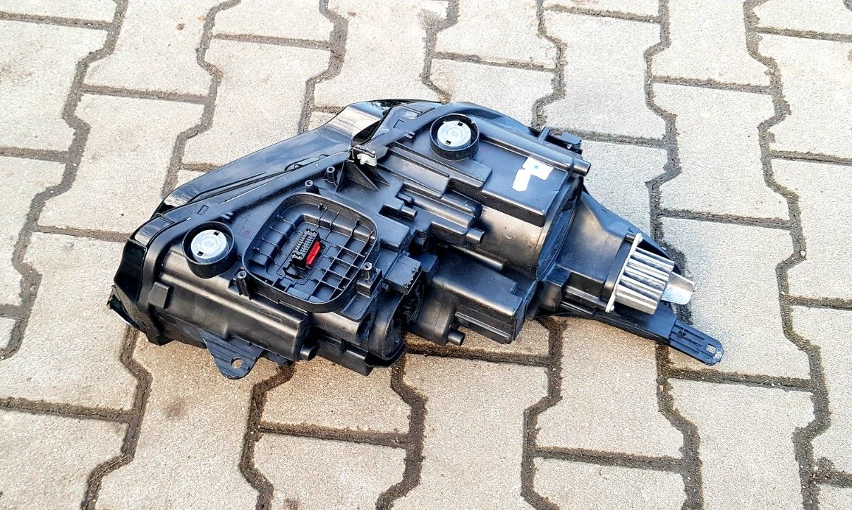 Lampa przednia Full LED Opel Mokka X prawa strona GM 4⁠2⁠6⁠7⁠9⁠3⁠7⁠6