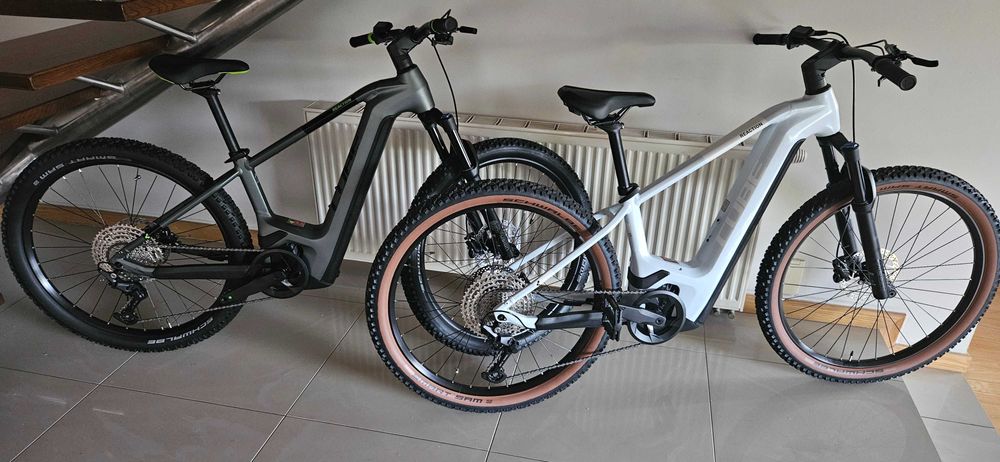 Nowy Elektryczny Rower MTB CUBE  HYBRID PRO 625 Szary
