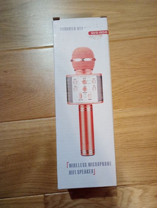 Złoty mikrofon nowy