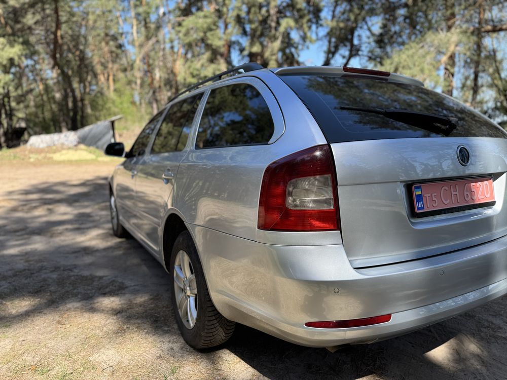Продам автомобіль Skoda Octavia A5 (2010 рік, 1.6 дизель, рестайлінг)