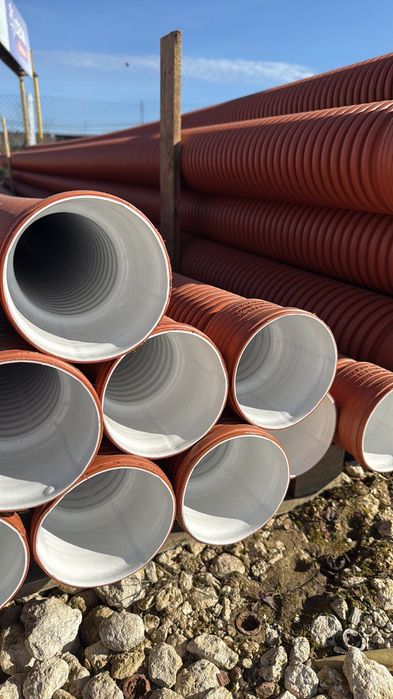 Гофровані, каналізаційні, дренажні труби,пе труби, фітинги