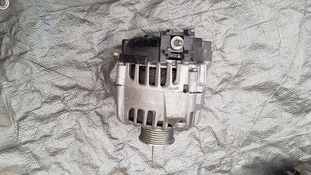 OPEL INSYGNIA ALTERNATOR 39218015 NOWY