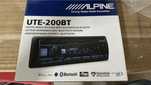 Rádio Alpine UTE-200BT Novo