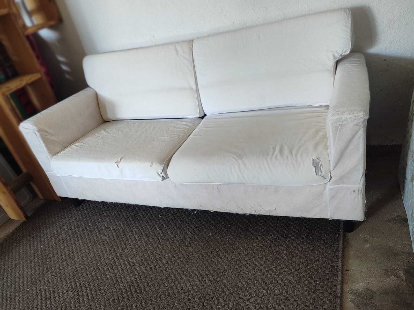 Sofá IKEA sem capa