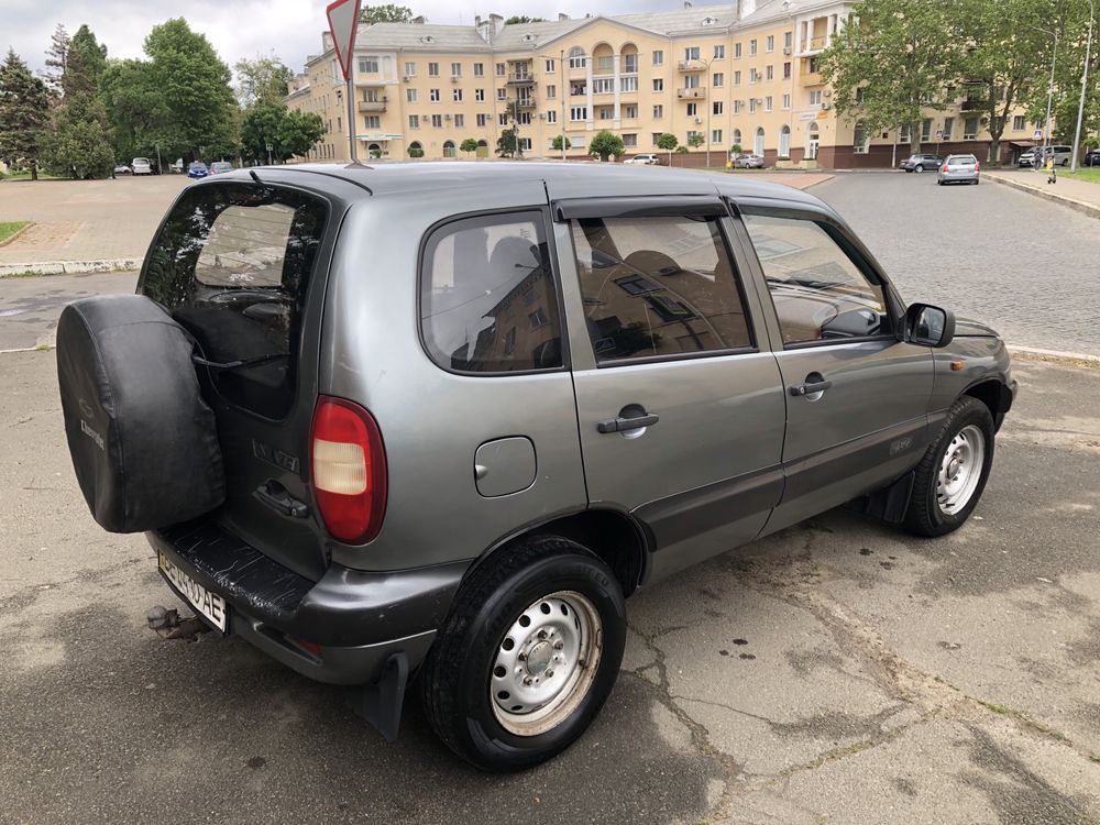 Chevrolet Niva 1.7 газ/бензин