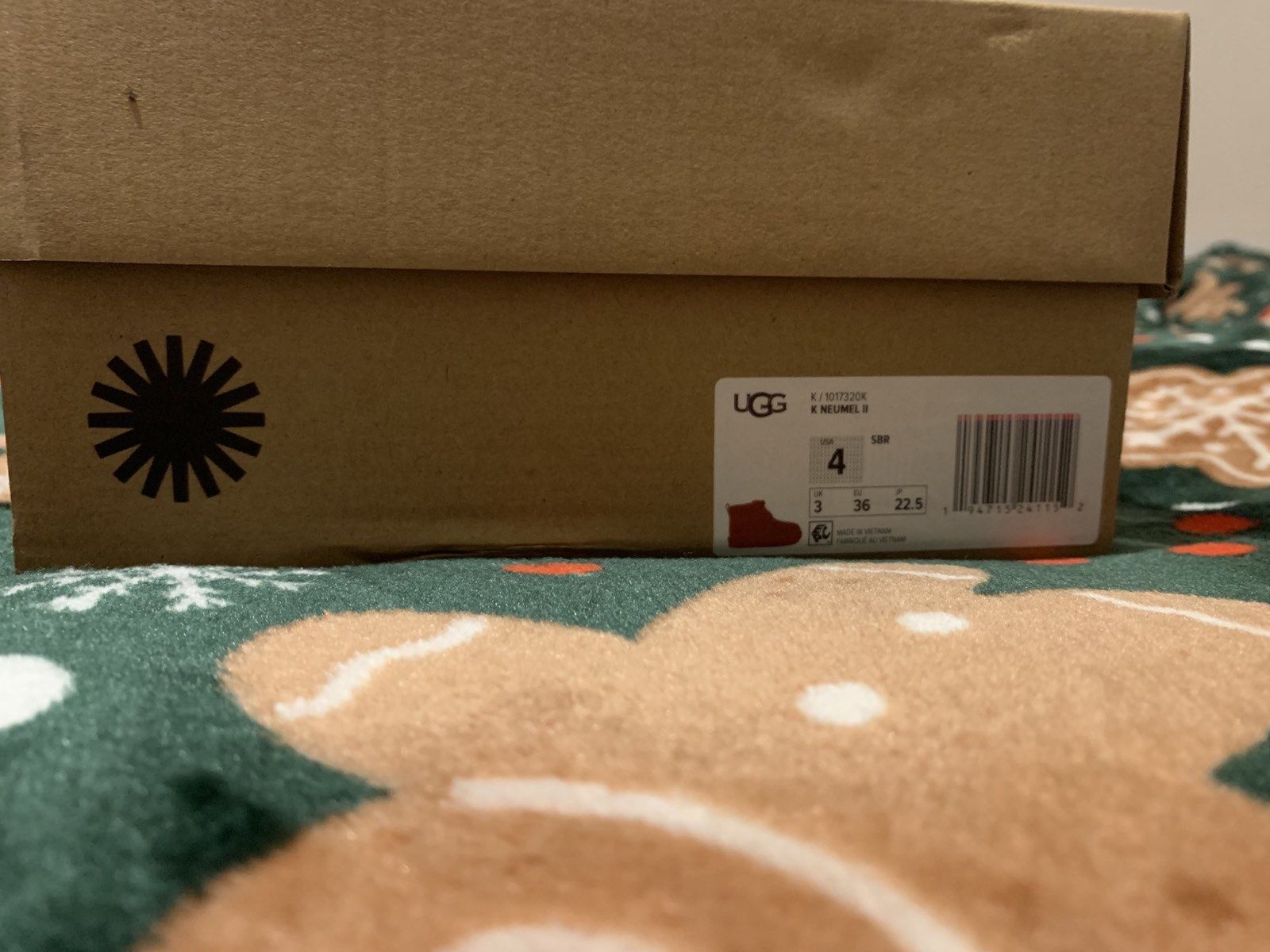 Продаються "уггі" UGG Neumel Sambra Red