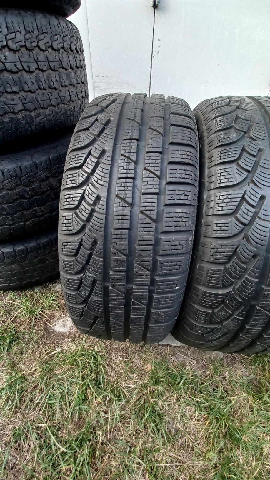 Шини всесезонні m+s 4шт R18 215/45/18 Pirelli Sottozeo вир Італія 6+мм