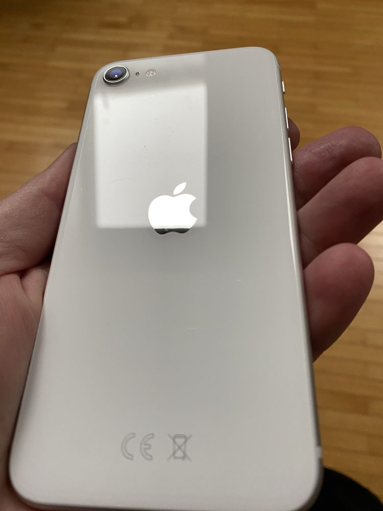 Telefon Iphone SE  2020