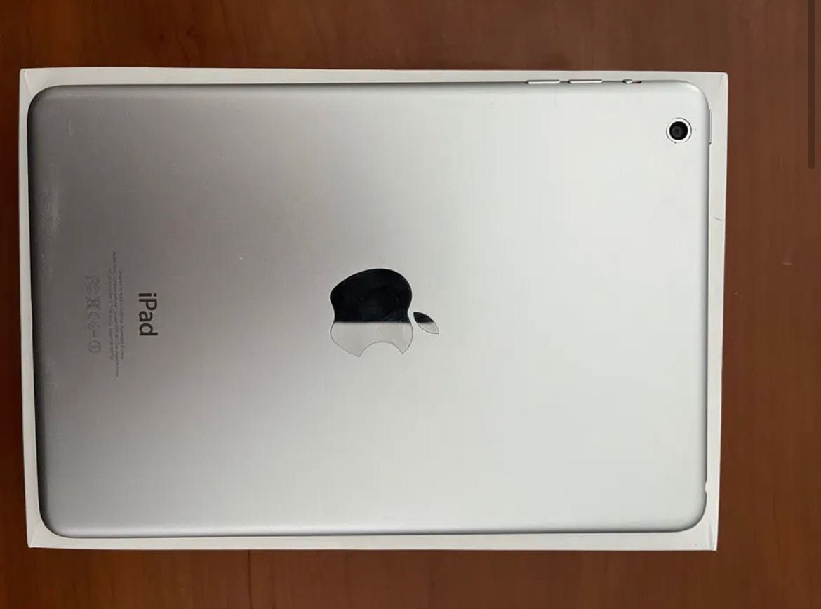 iPad mini semi-novo