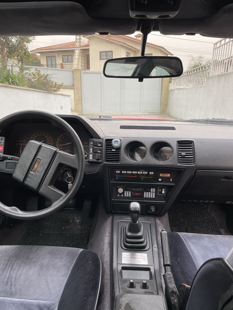 Nissan 300ZX 3.0 V6, clássico raro