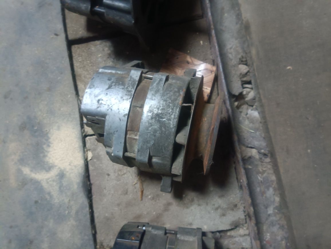 Генератор 12в ЗІЛ, газ
