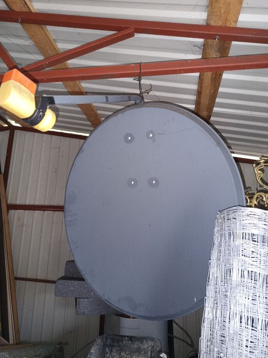 Antena satelitarna 80cm wraz z konwerterem