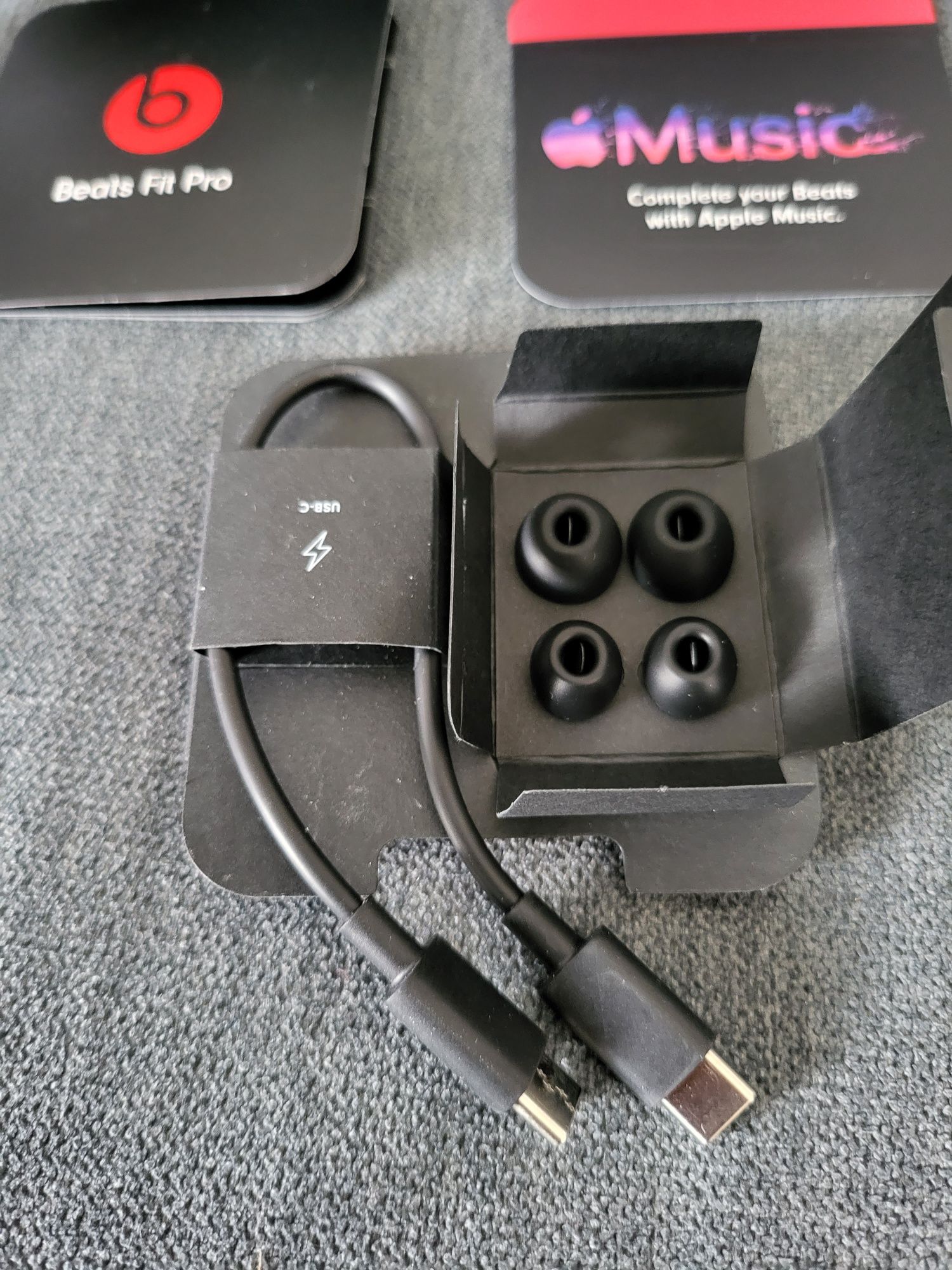 Apple Beats Fit Pro Black