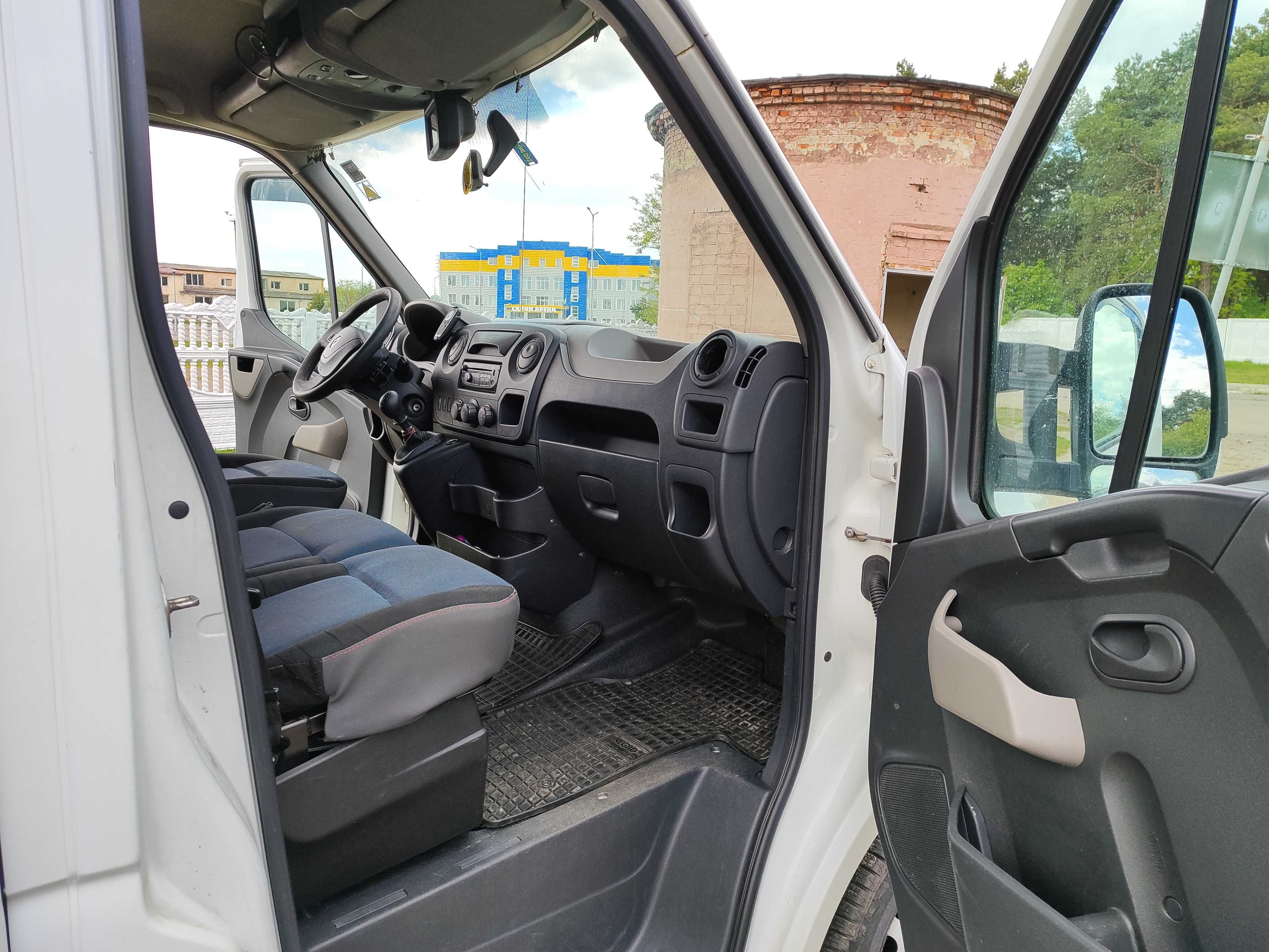 Renault Master 2014 тентований