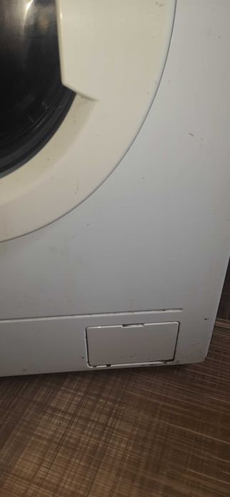 Стиральная машина Атлант 50У86, работает нормально