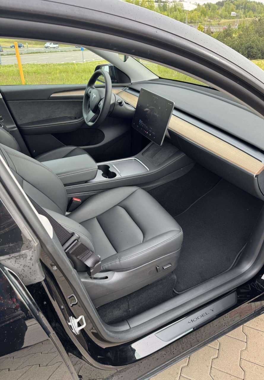 Tesla Model Y, 82 кВт, 2023