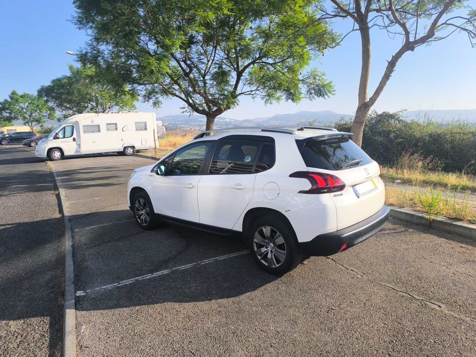 Peugeot 2008 1.6HDi  Nacional     190mil km