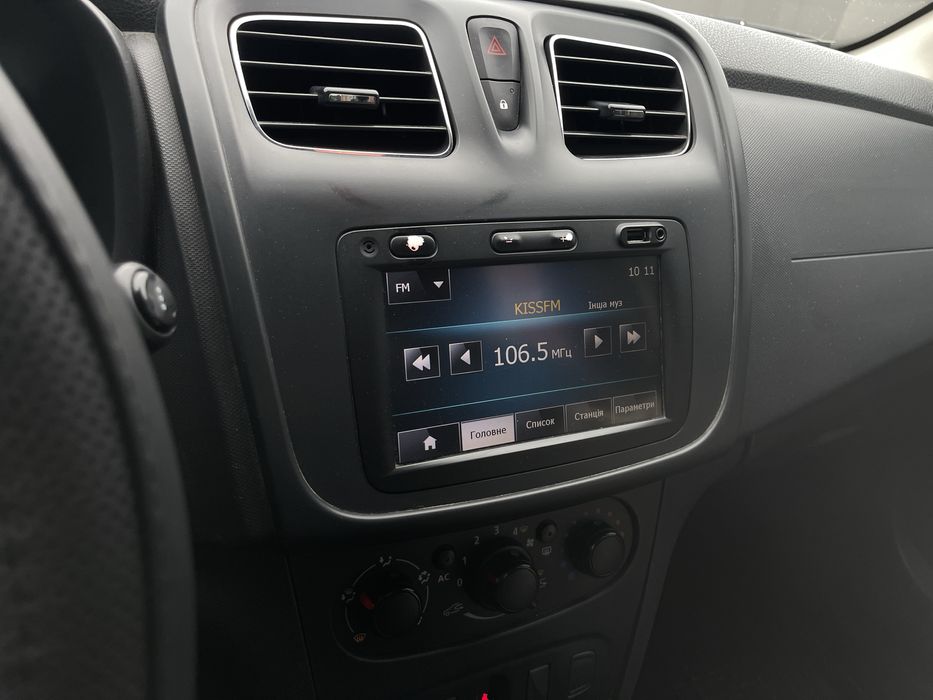 Dacia Logan 1,5 дизель 2013 рік