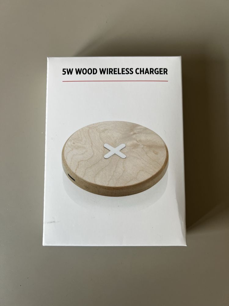 iphone Stacja dokujanca bezprzewodowa Wireless, z naturalnego drzewna