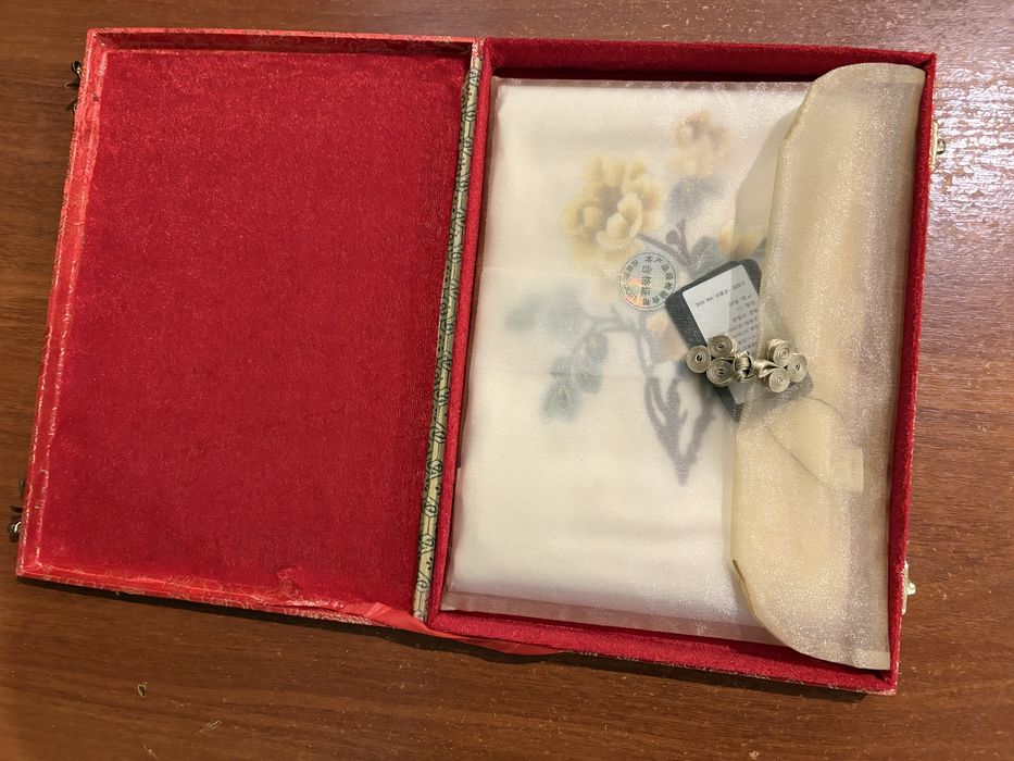 Шовковий шарф 芳华依旧 (ручна робота)