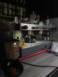 Профессиональная кофемашина фаема 98 работает от 220в