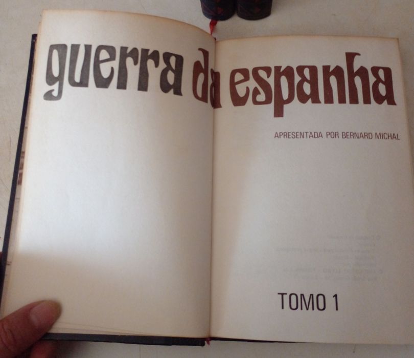 A Guerra de Espanha em 3 livros encadernados(SÓ 2 EUR Cada)