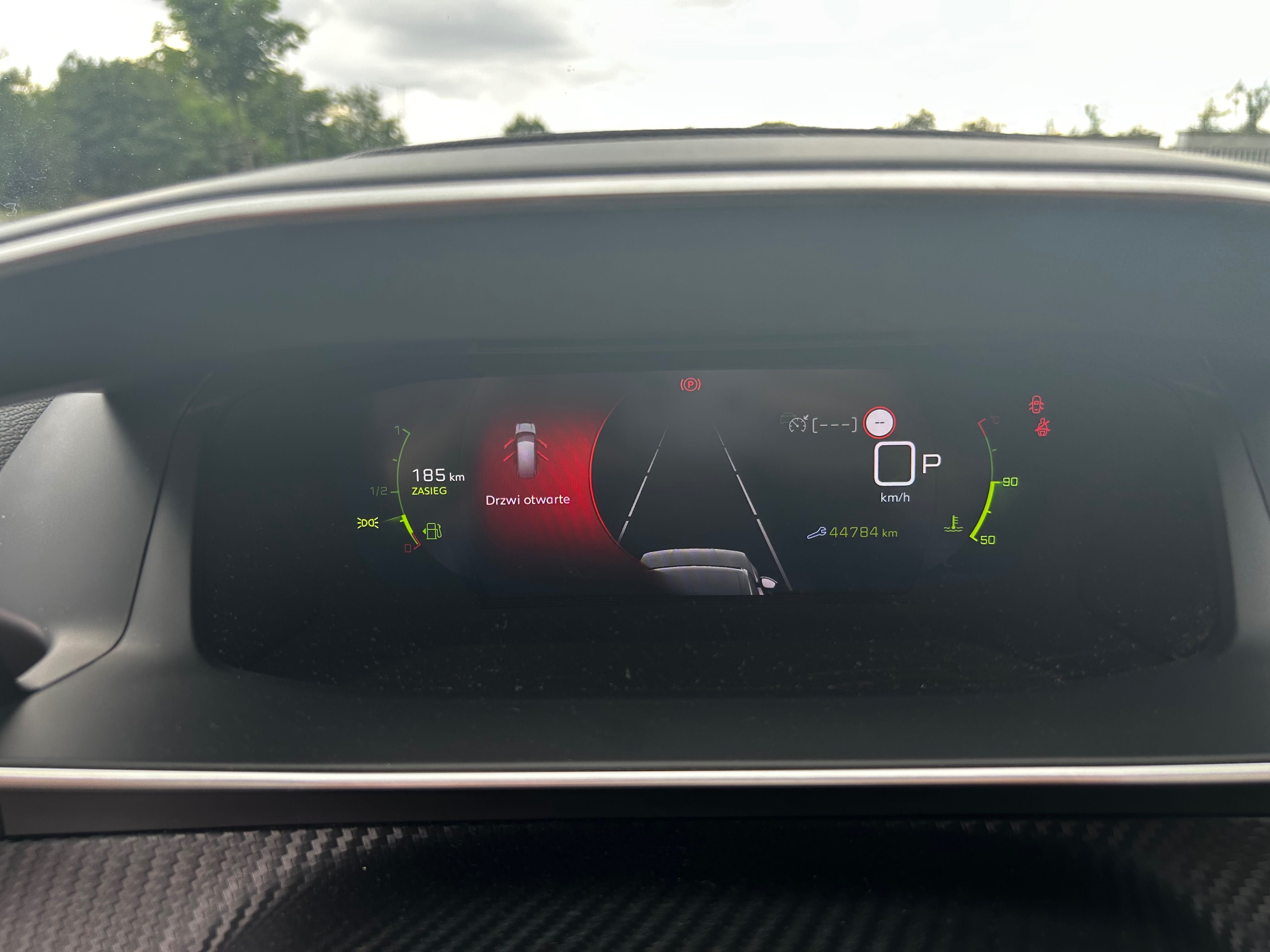 Peugeot 2008 , 1.2 PureTech 2022