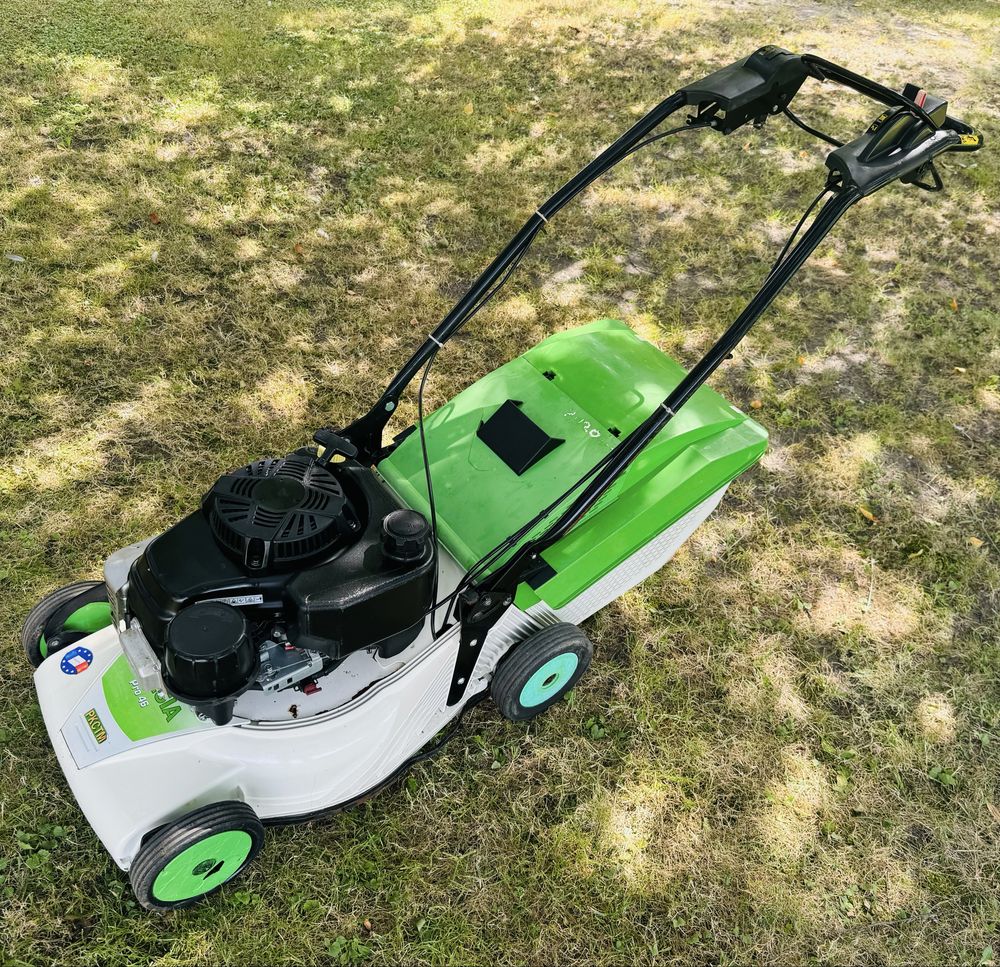 Profesjonalna kosiarka spalinowa Etesia Pro 46 Kawasaki/Sprzeglo/napęd
