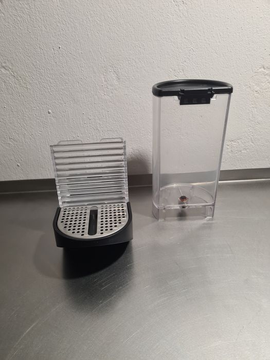 Deposito Cápsulas Tanque Água Nespresso Pixie Delonghi