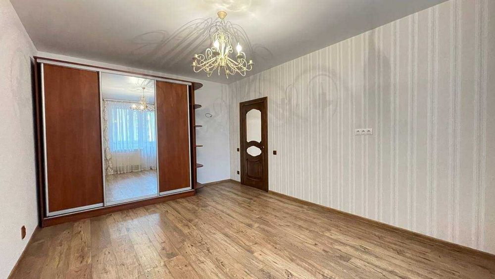 Рауш з  кап ремонтом. Квартира тепла та світла.