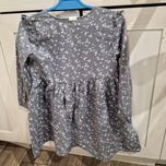 Sukienka w kwiatuszki H&M rozmiar 104