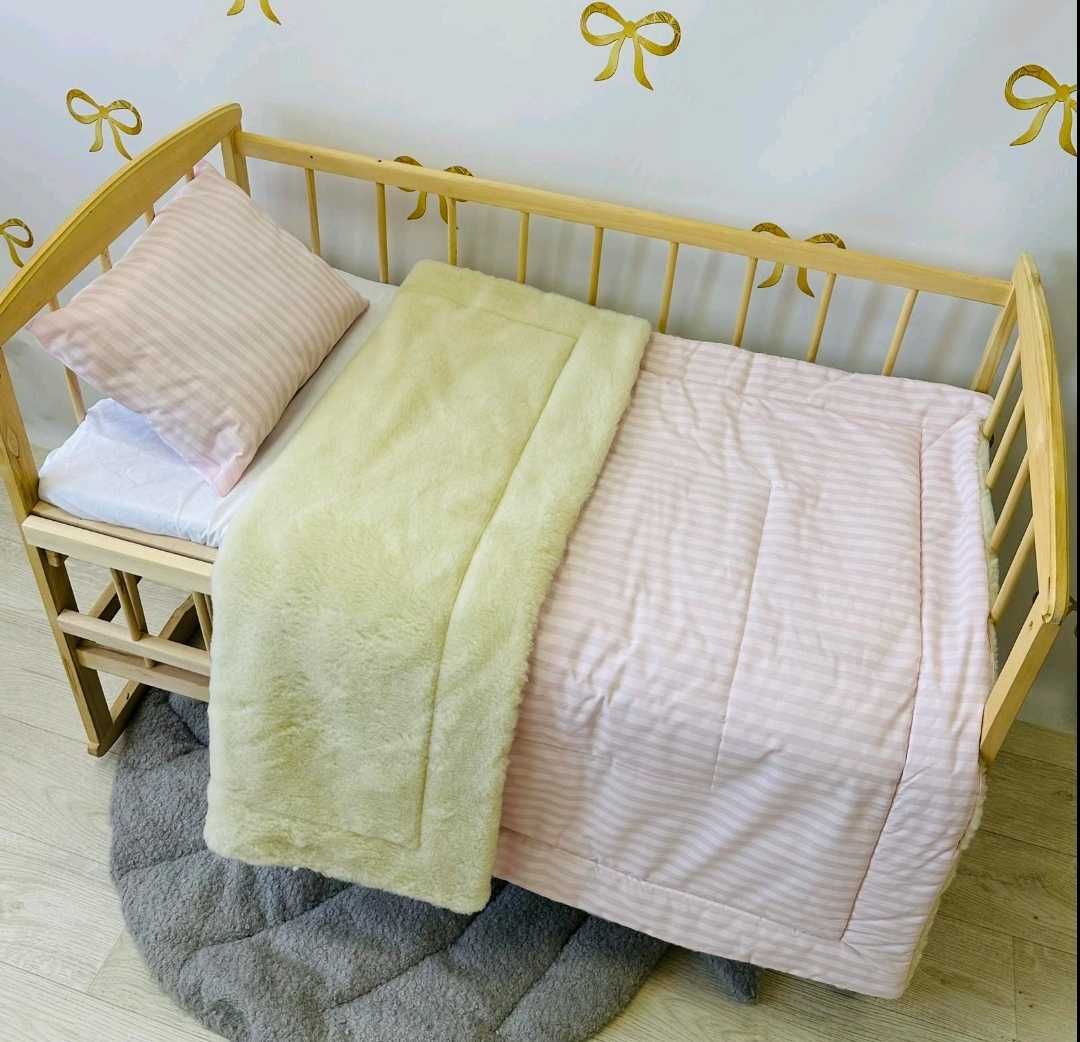 Одеялко в детскую кроватку зимнее Ковдра