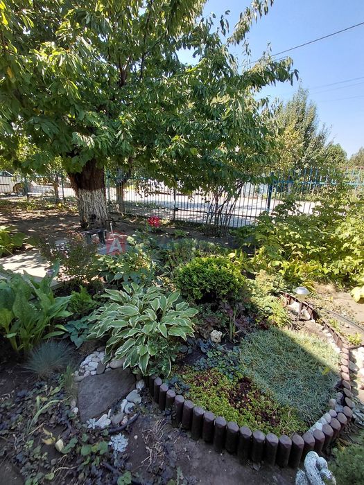 Продам будинок з якісним ремонтом, Комунарський район