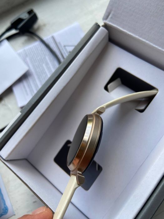 Годинники Garmin Lily 2 Smartwatch