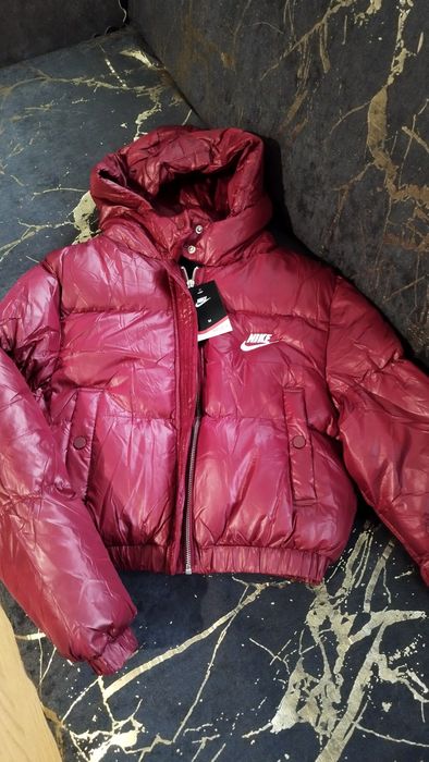 Kurtka Nike S-M bordowa
