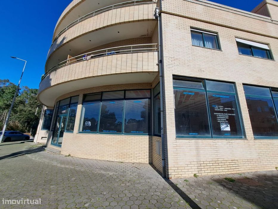 Vende fantástica loja na Madalena, Vila Nova de Gaia