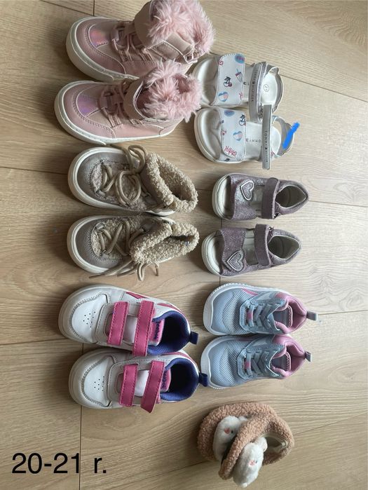 Obuwie i ubranka dla dziewczynki 74-80cm