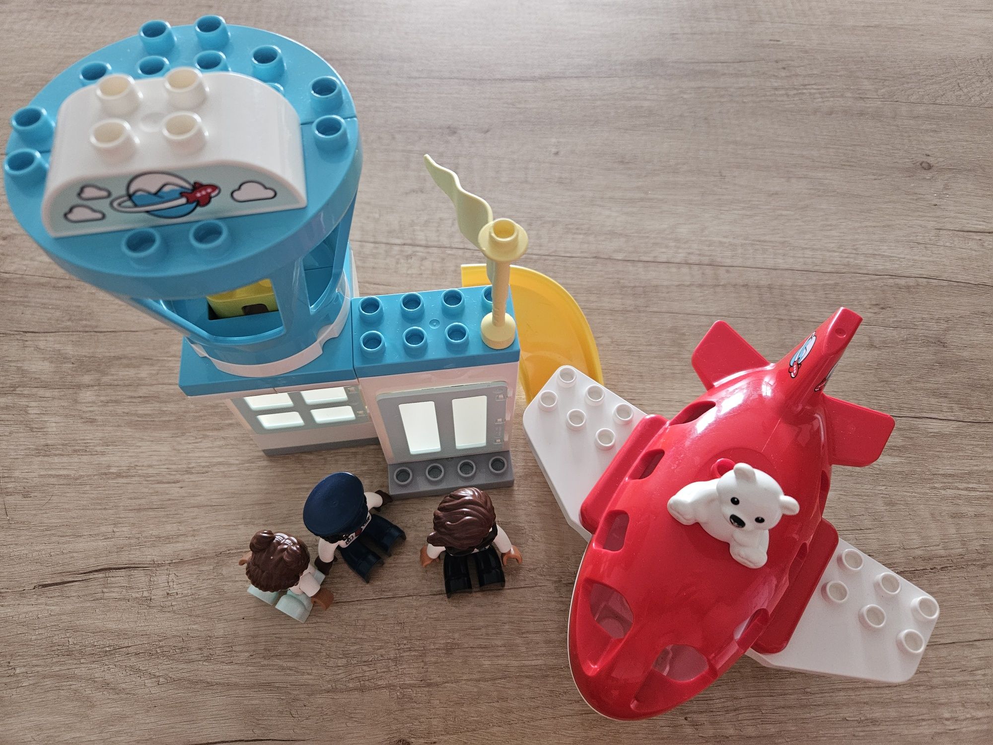 Lego duplo 10961 samolot i lotnisko