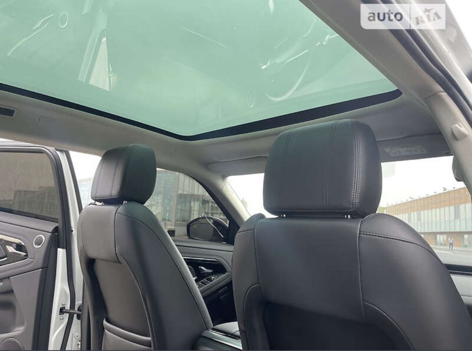 Продам Land Rover Evoque Pure